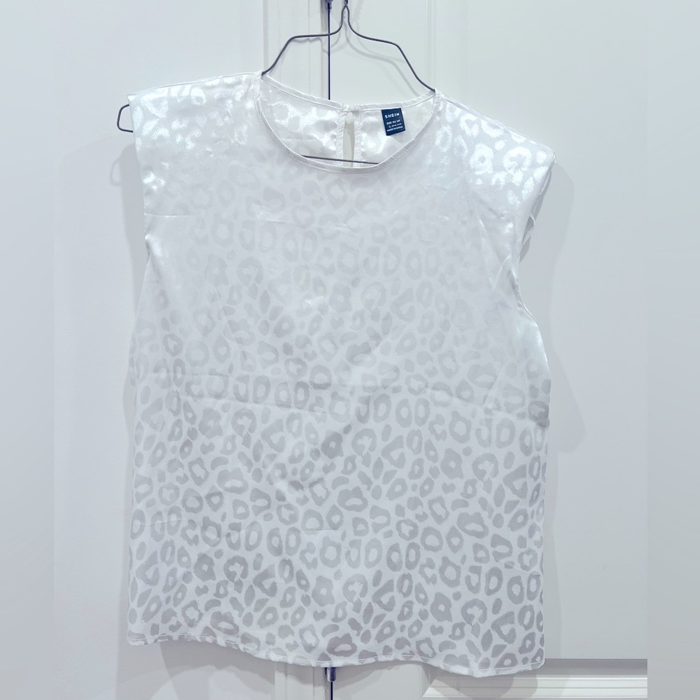 Silky White Lepard Top